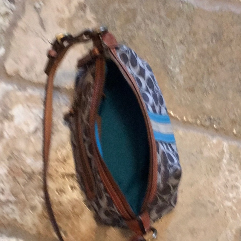 Ladies small purse pre owned good used condition